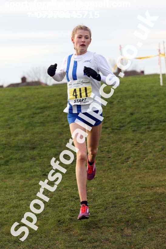 Womens under-17s and under-20s North Eastern Cross Country, Redcar. Photo:  David T. Hewitson/Sports for All Pics